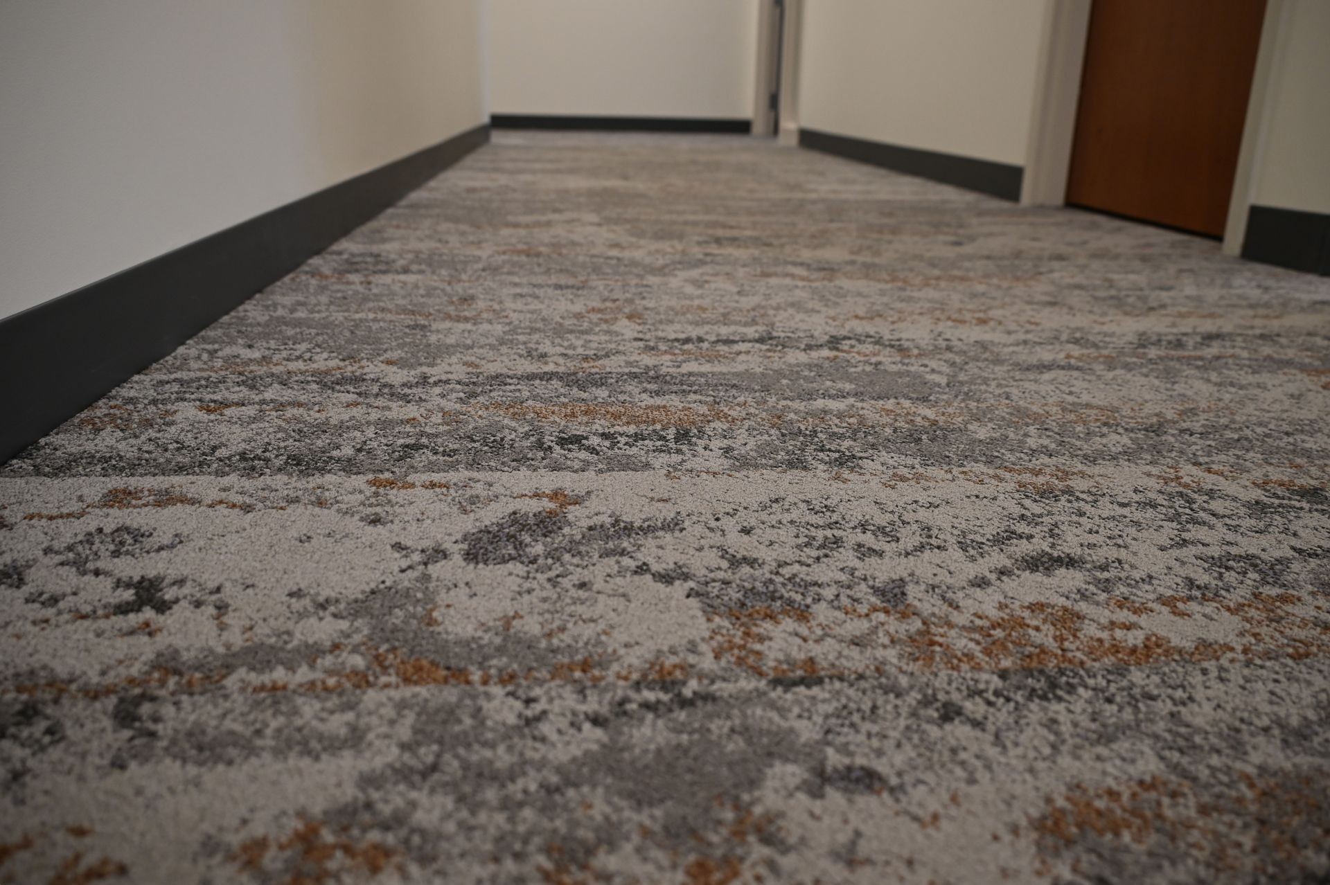commercial carpet, commercial carpet tiles in hallway in corporate office, installation 